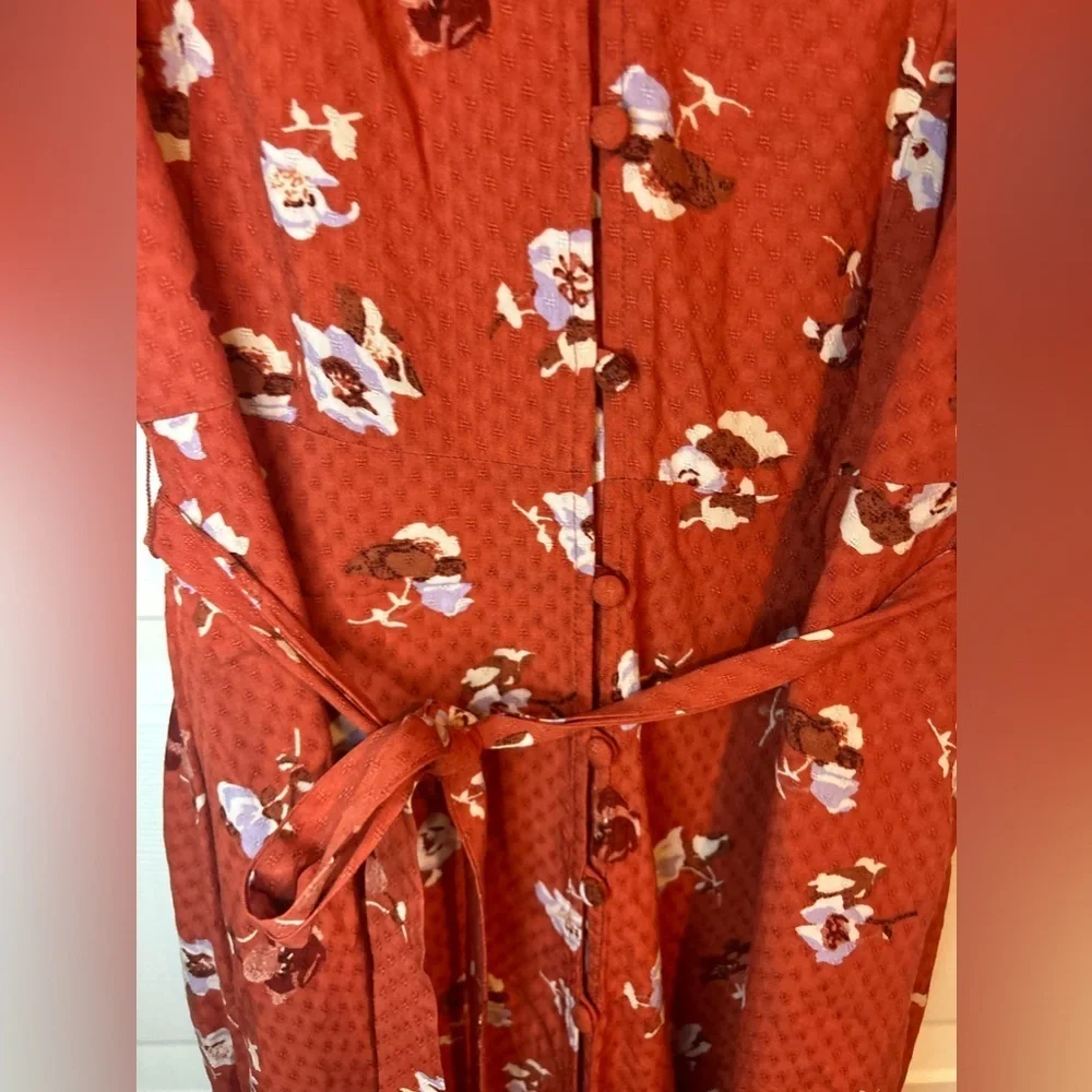 Universal Thread Rust Floral Button-Front Dress - Picture 3 of 7